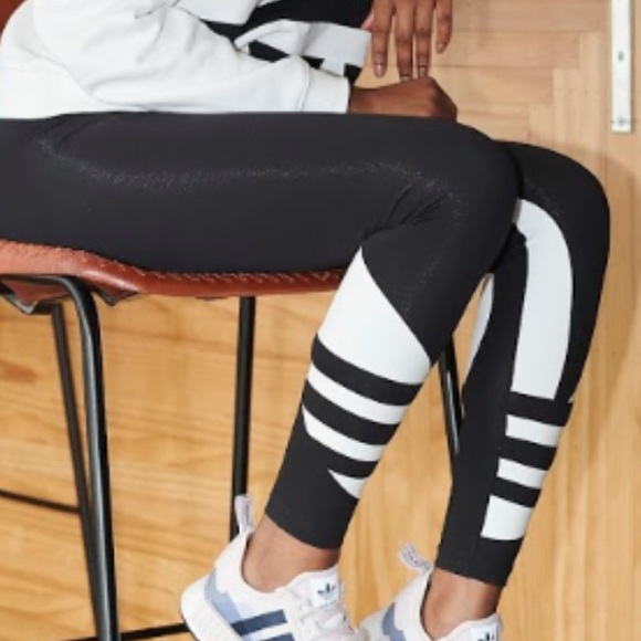 Adidas Originals Large Logo Leggings - Join the Rebel Movement! - Picture 13 of 14